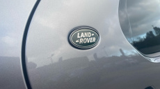 Land Rover Discovery 3.0 D300 Dynamic SE 5dr Auto Diesel Station Wagon
